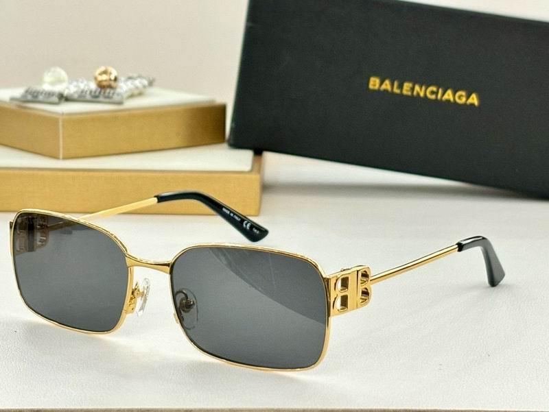 Balenciaga Sunglasses 282